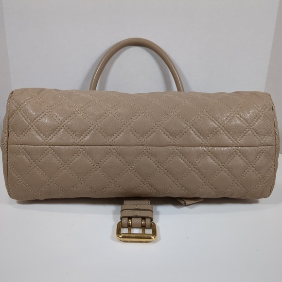 Marc Jacobs Bruna Tan Quilted Leather Handbag, Gold Hardware - Picture 10 of 17